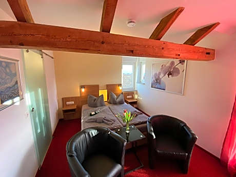 Double Room with Extra Bed, Balcony and Lake View