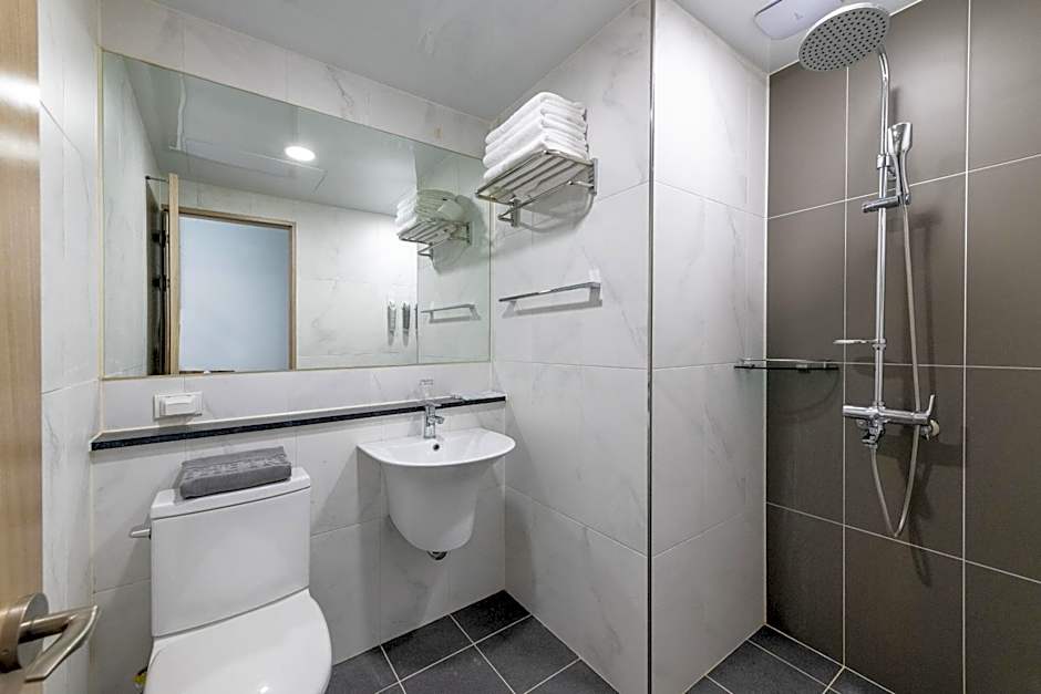 The Triny Urban Suites