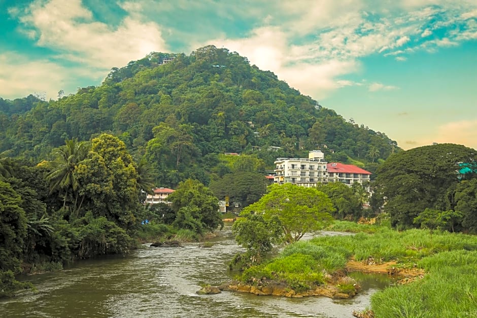 Oak Ray Regency Hotel