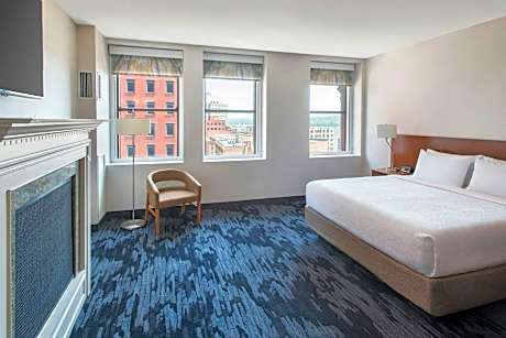 Executive, Guest room, 1 King, Fireplace