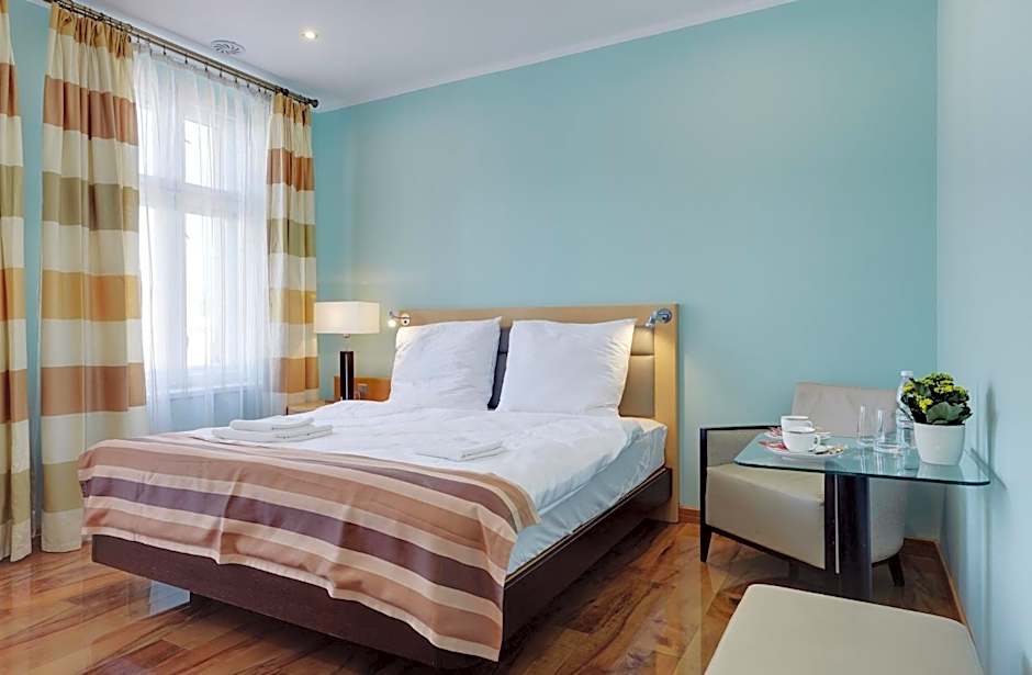 Jagiellonska 3 ApartHotel - Duze przestronne pokoje, centrum miasta, szybkie WiFi