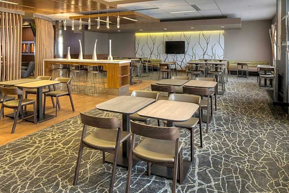 SpringHill Suites by Marriott Anchorage University Lake