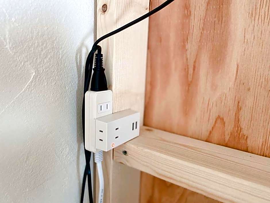 ゲストハウスよるよなか