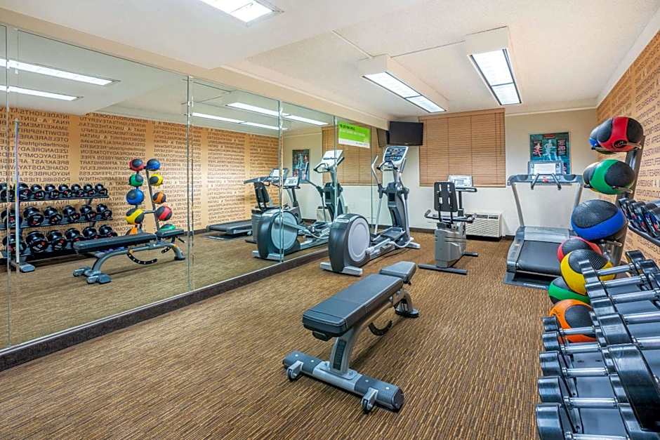 La Quinta Inn & Suites by Wyndham Sea Tac Seattle Airport