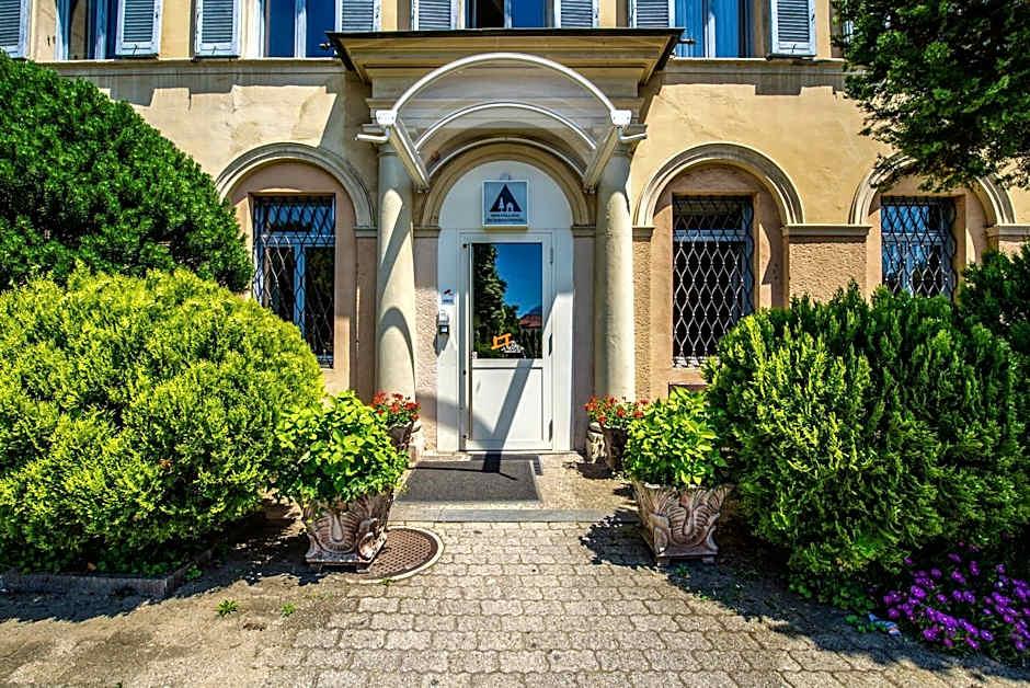 Ostello Montebello - Bellinzona Youth Hostel