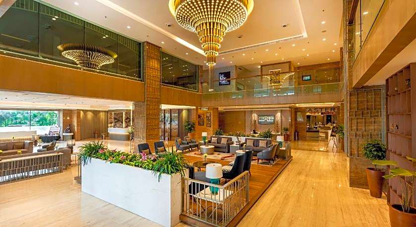 Express Inn The Business Luxury Hotel