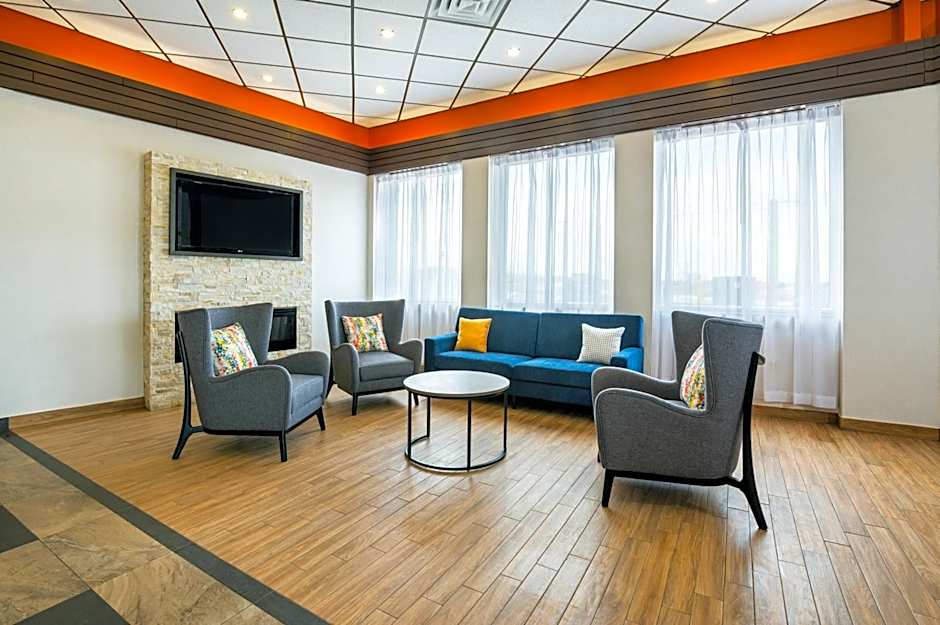 Comfort Inn & Suites