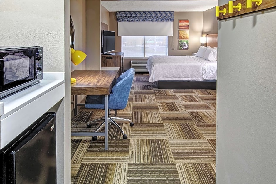 Hampton Inn By Hilton Latrobe, PA