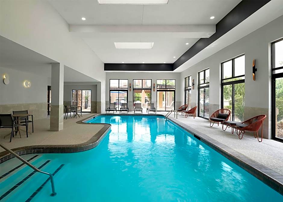 Hampton Inn & Suites Dallas-DFW ARPT W-SH 183 Hurst