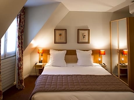 Double Room with View