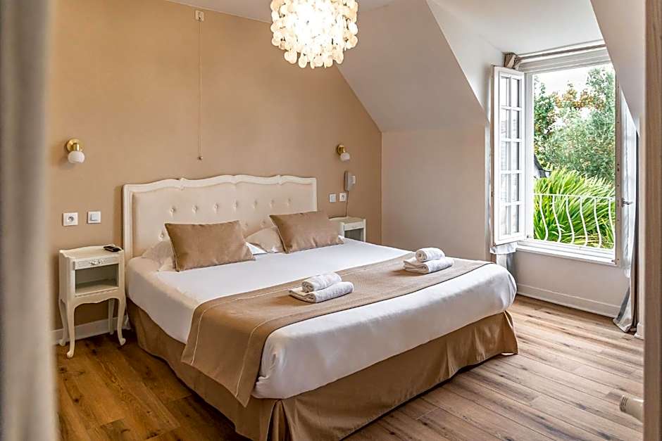 Demeures & Châteaux - Hôtel de la porte Saint-Malo - DINAN