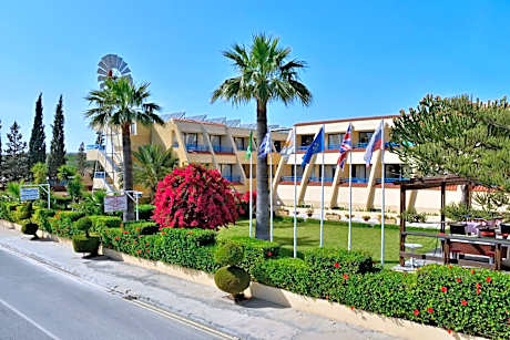 Napa Prince Hotel Apts