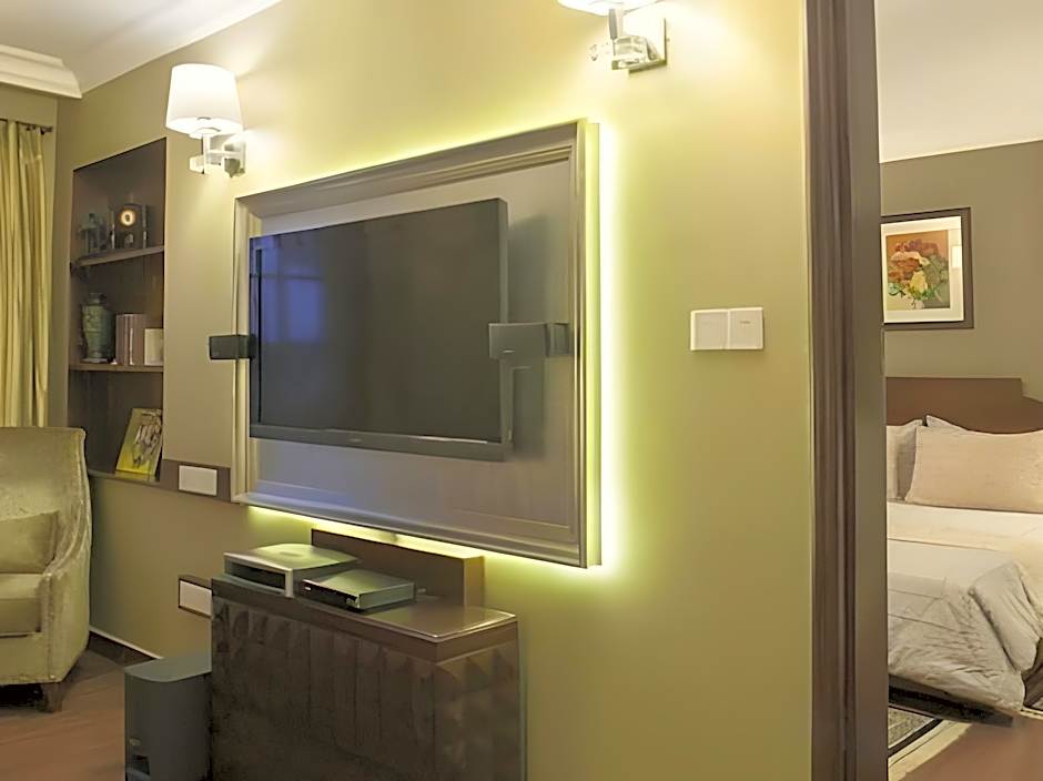 The Pllazio Hotel