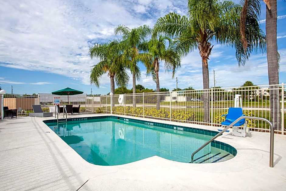Howard Johnson by Wyndham Vero Beach/I-95