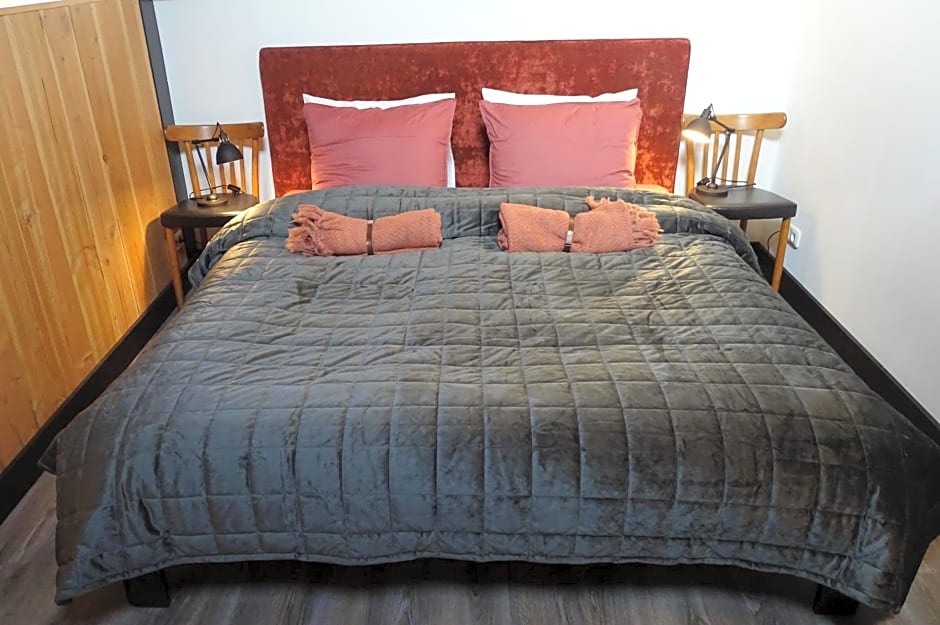 De Oude Stoffeerderij