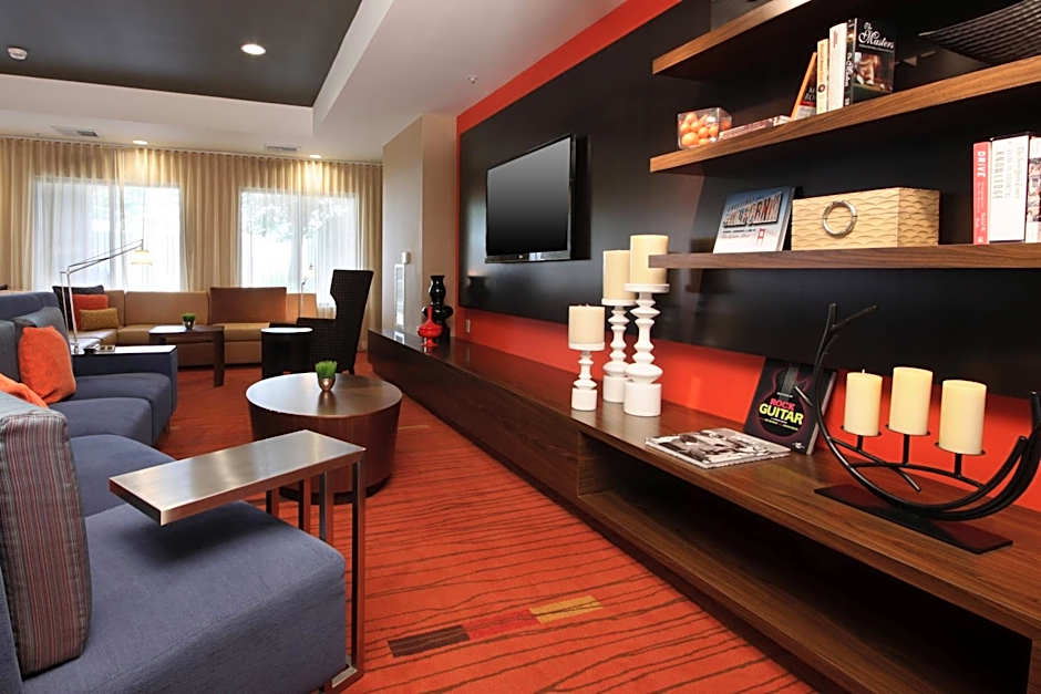 Courtyard by Marriott Salinas Monterey