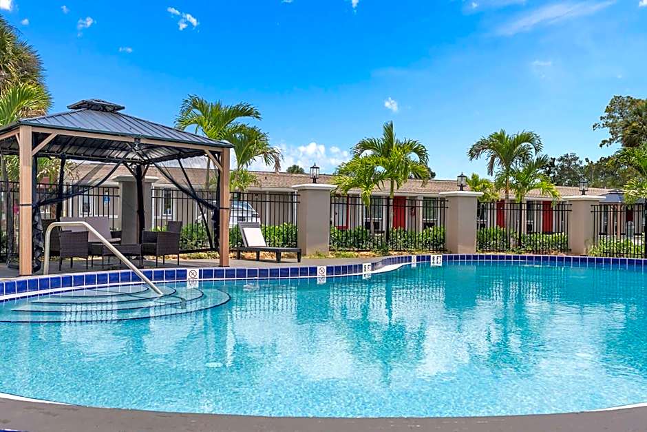 Super 8 by Wyndham Kissimmee-Orlando