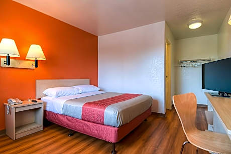 Double Room - Accessible