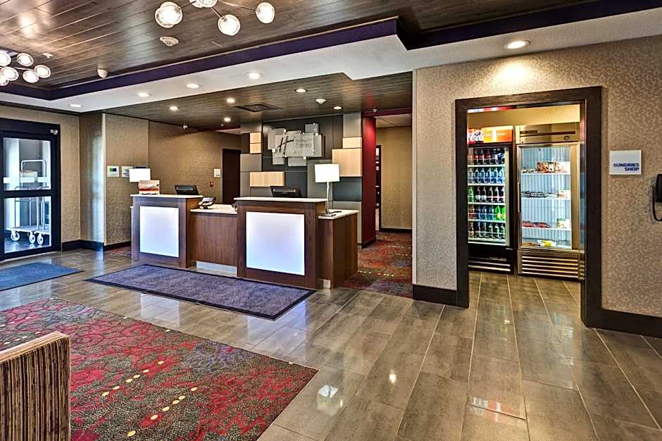 Holiday Inn Express Hutchinson By IHG