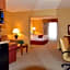 Holiday Inn Express & Suites Bloomington By IHG