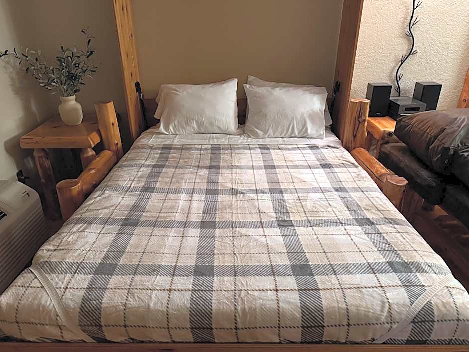 North Ridge Mountainside Condo