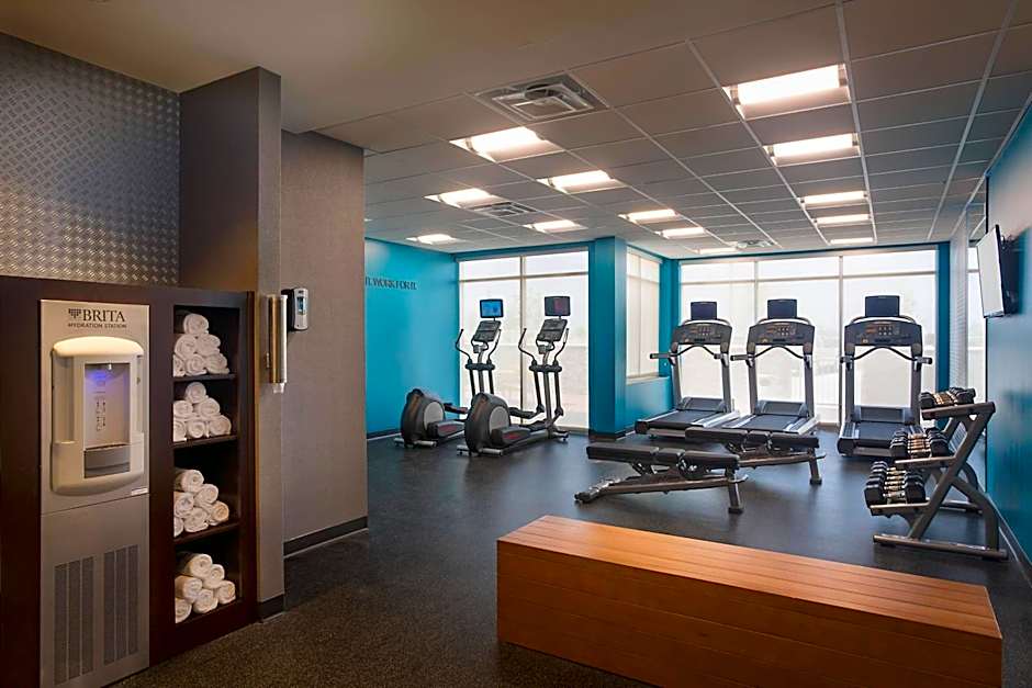 Fairfield Inn & Suites by Marriott Dallas West/I-30