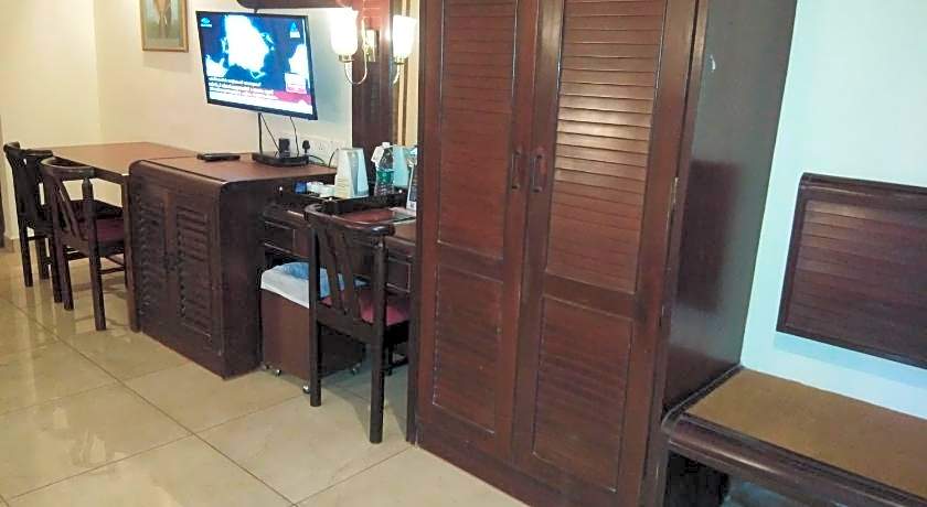 Yuvarani Residency Hotel