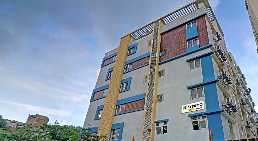 OYO 10595 Hotel Mirras