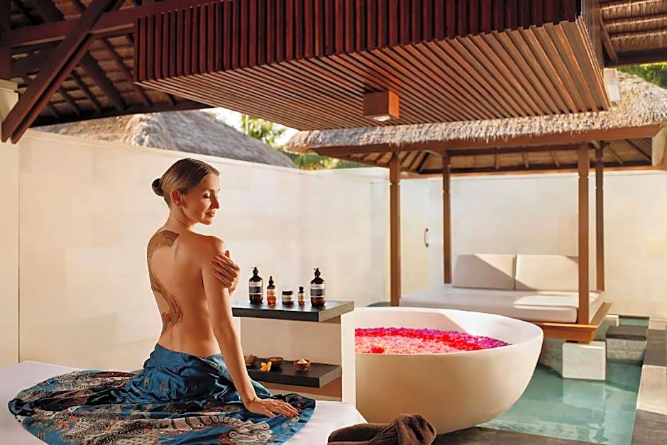 Nusa Dua Beach Hotel and Spa - Handwritten Collection