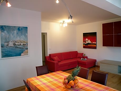 SUPERIOR TWO BEDROOM APARTMENT