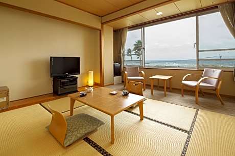 Japanese-Style Twin Room with Shared Bathroom