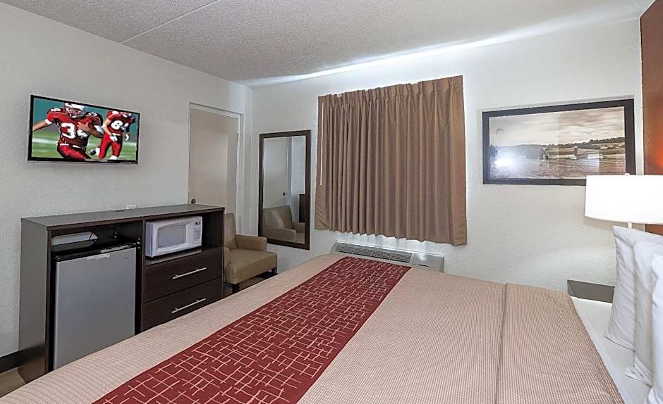 Red Roof Inn Lancaster - Strasburg