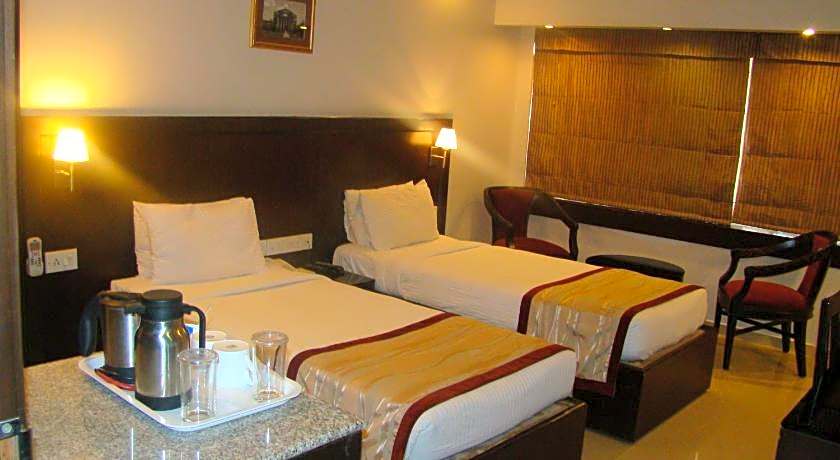 The Curzon Court Hotel