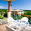 Clarion Suites Roatan At Pineapple Villas