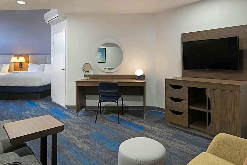 City Express by Marriott Santa Ana/Orange County Airport