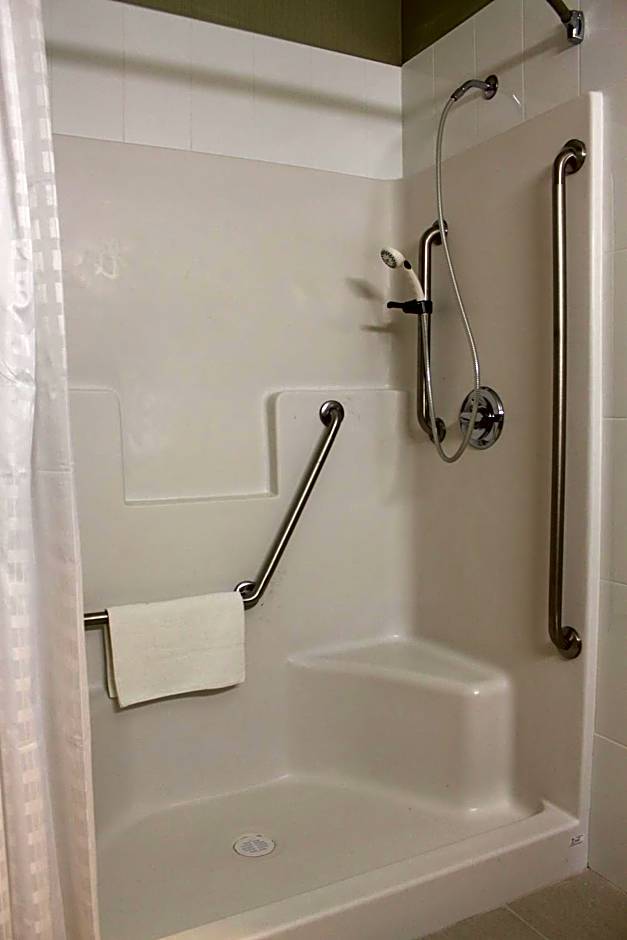 Meridian Inn & Suites Lloydminster