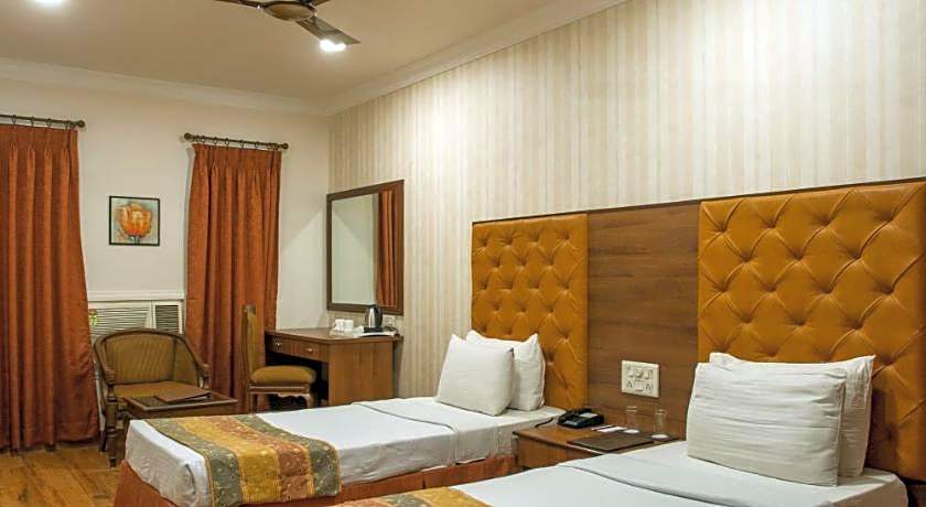 Hotel The Grand Regency