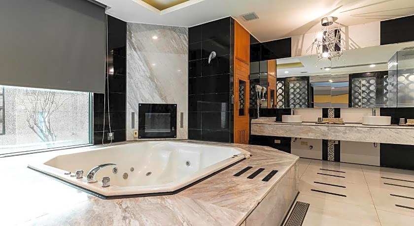 OHYA Boutique Motel-Shin-Ying Branch