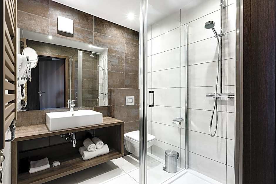 Hotel Konradówka Wellness & SPA - 300 metrów do centrum