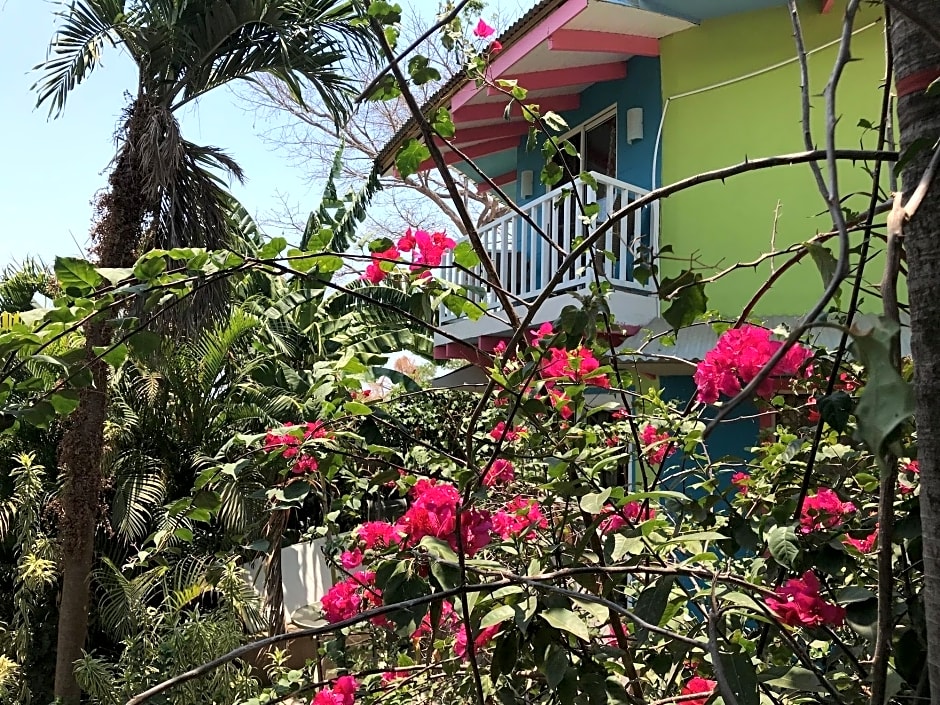 Hotel Tamarindo Village