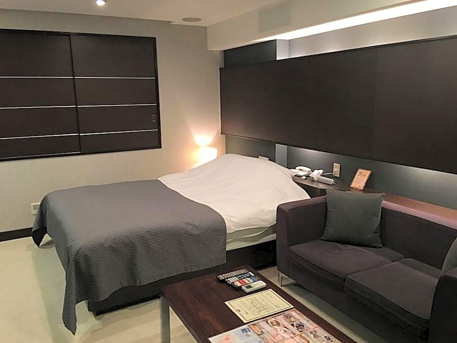 Hotel Woo (Adults Only)