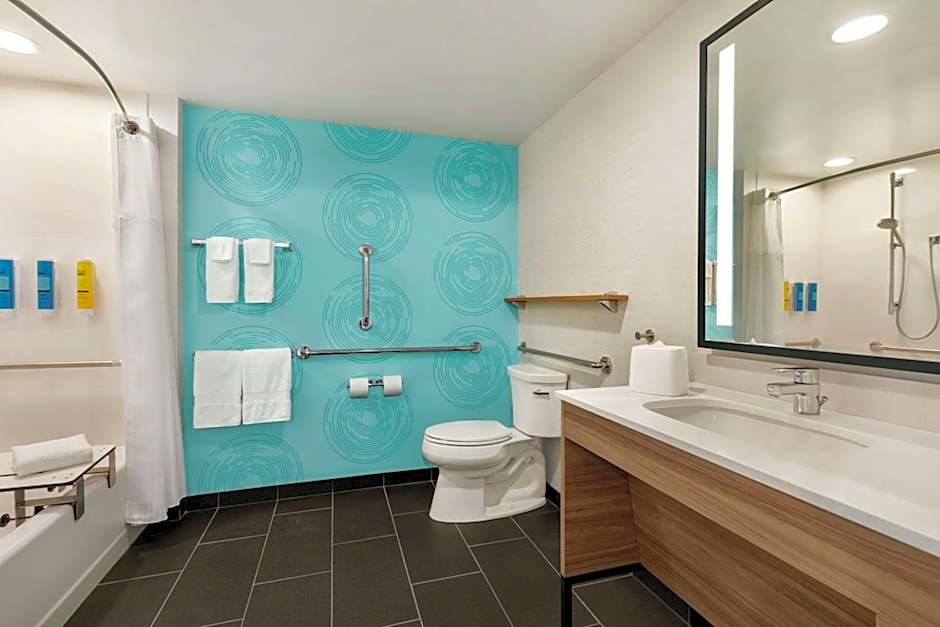 Tru By Hilton Sebring FL