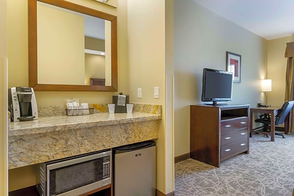 Best Western Plus Lacey Inn & Suites