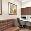 Days Inn by Wyndham Beaumont West I-10 Walden