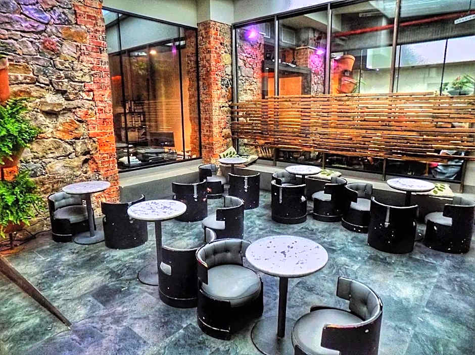 Poshtel Bilbao - Premium Hostel