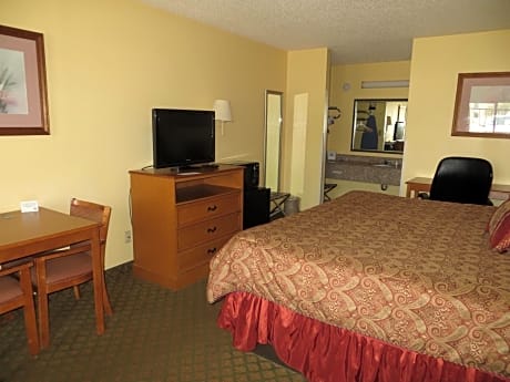 King Room - Non-Smoking