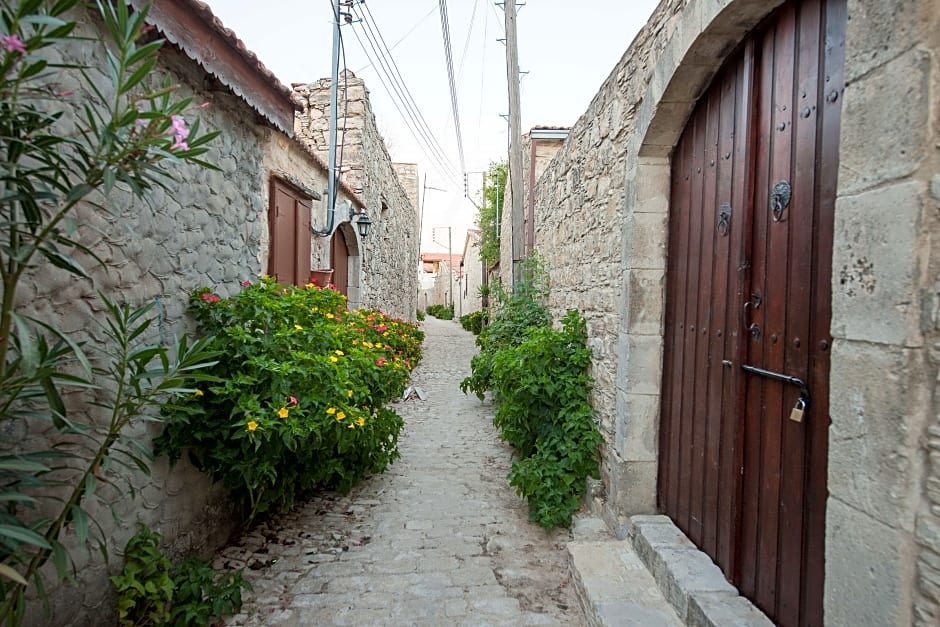 Oinoessa Traditional Boutique Houses