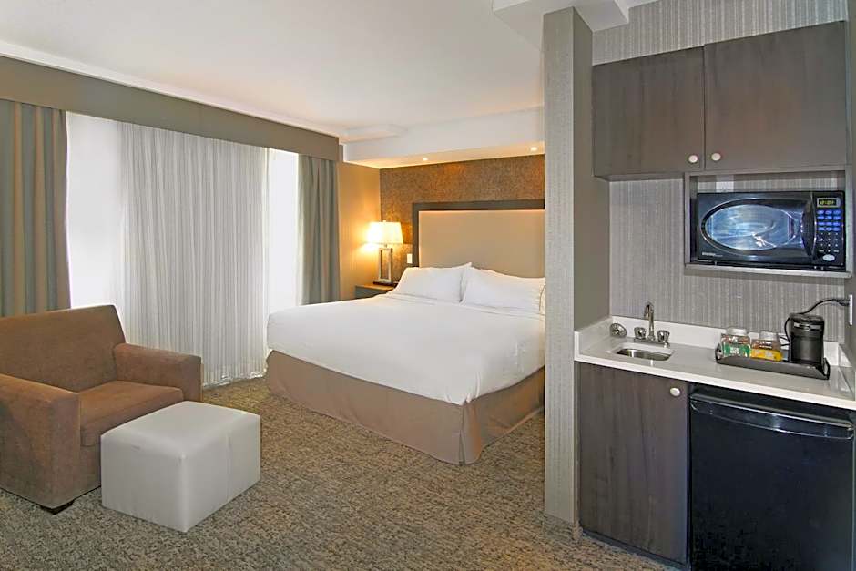 Holiday Inn Express Calgary By IHG