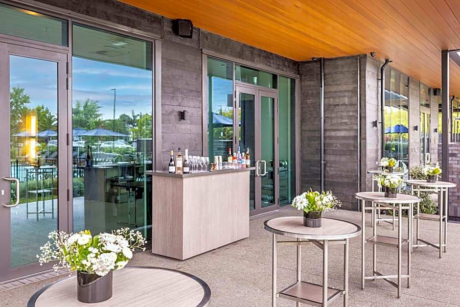 DoubleTree by Hilton Karaka