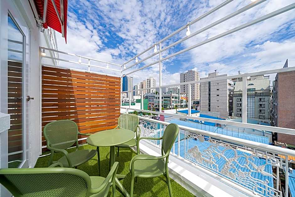 DongBaek Hotel Gohyeon